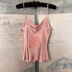 top di satin rosa, Linea “Botan”